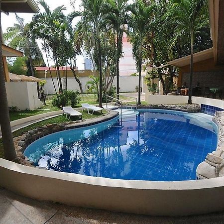 Vacation Hotel Cebu Esterno foto