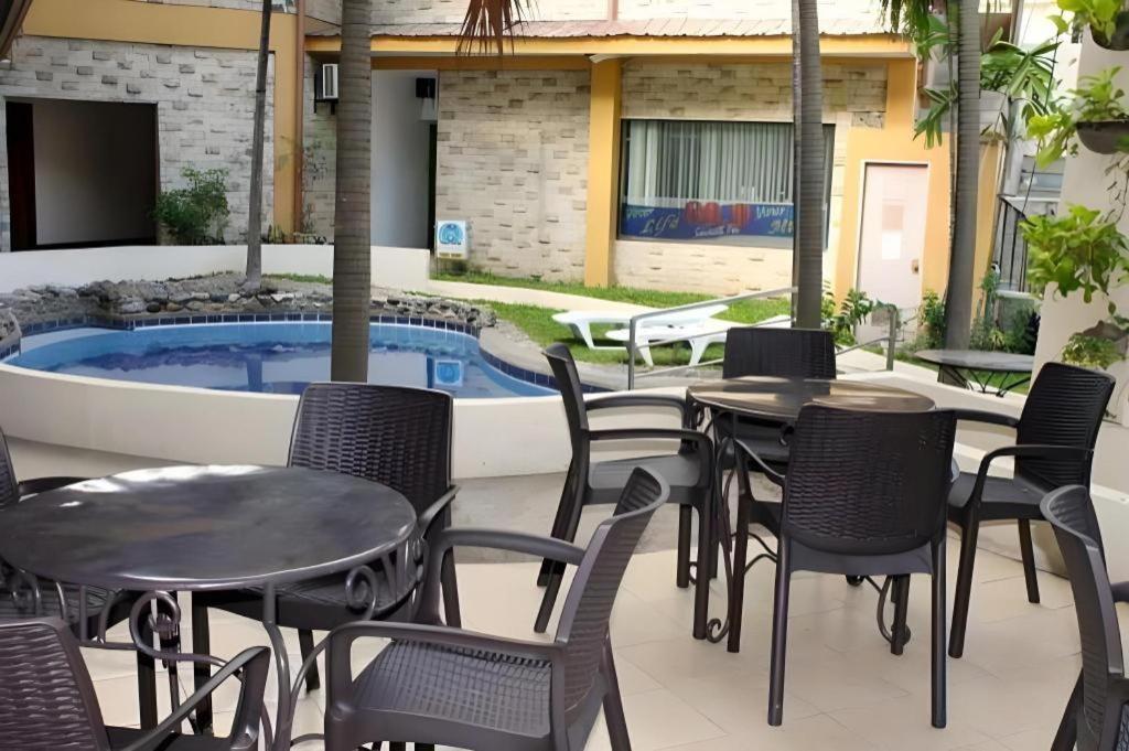 Vacation Hotel Cebu Esterno foto